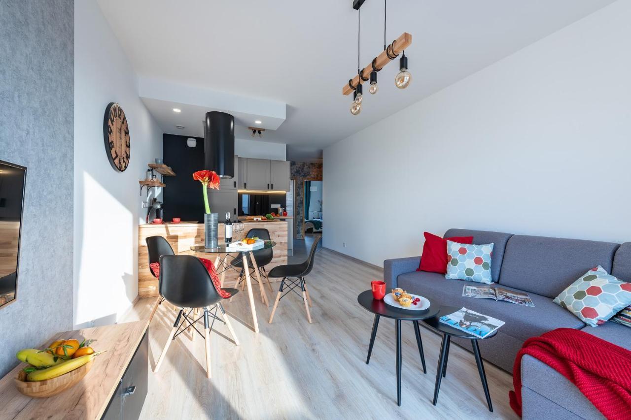P&O Serviced Apartments Group Komputerowa Warsaw Ngoại thất bức ảnh