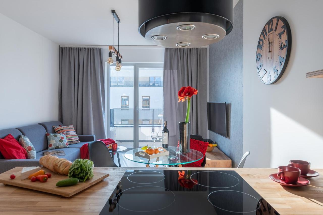 P&O Serviced Apartments Group Komputerowa Warsaw Ngoại thất bức ảnh